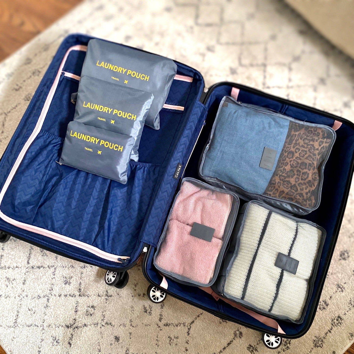 Threaded Pear Travel Organizer